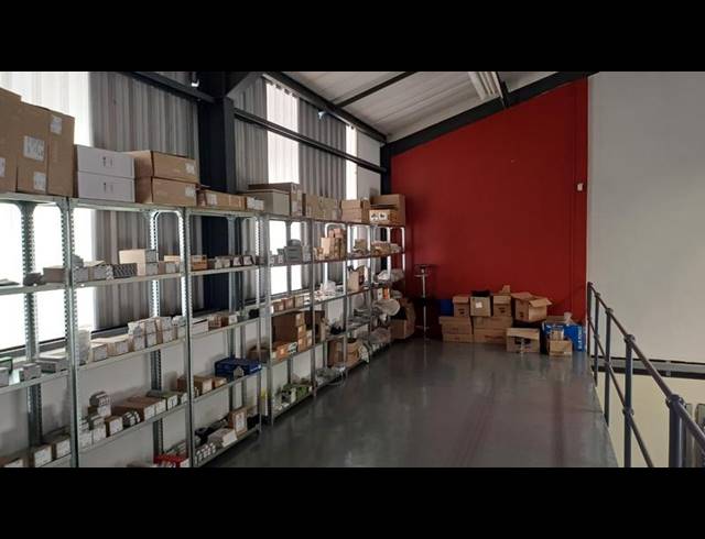 INDUSTRIAL PROPERTY TO RENT IN HENNOPSPARK